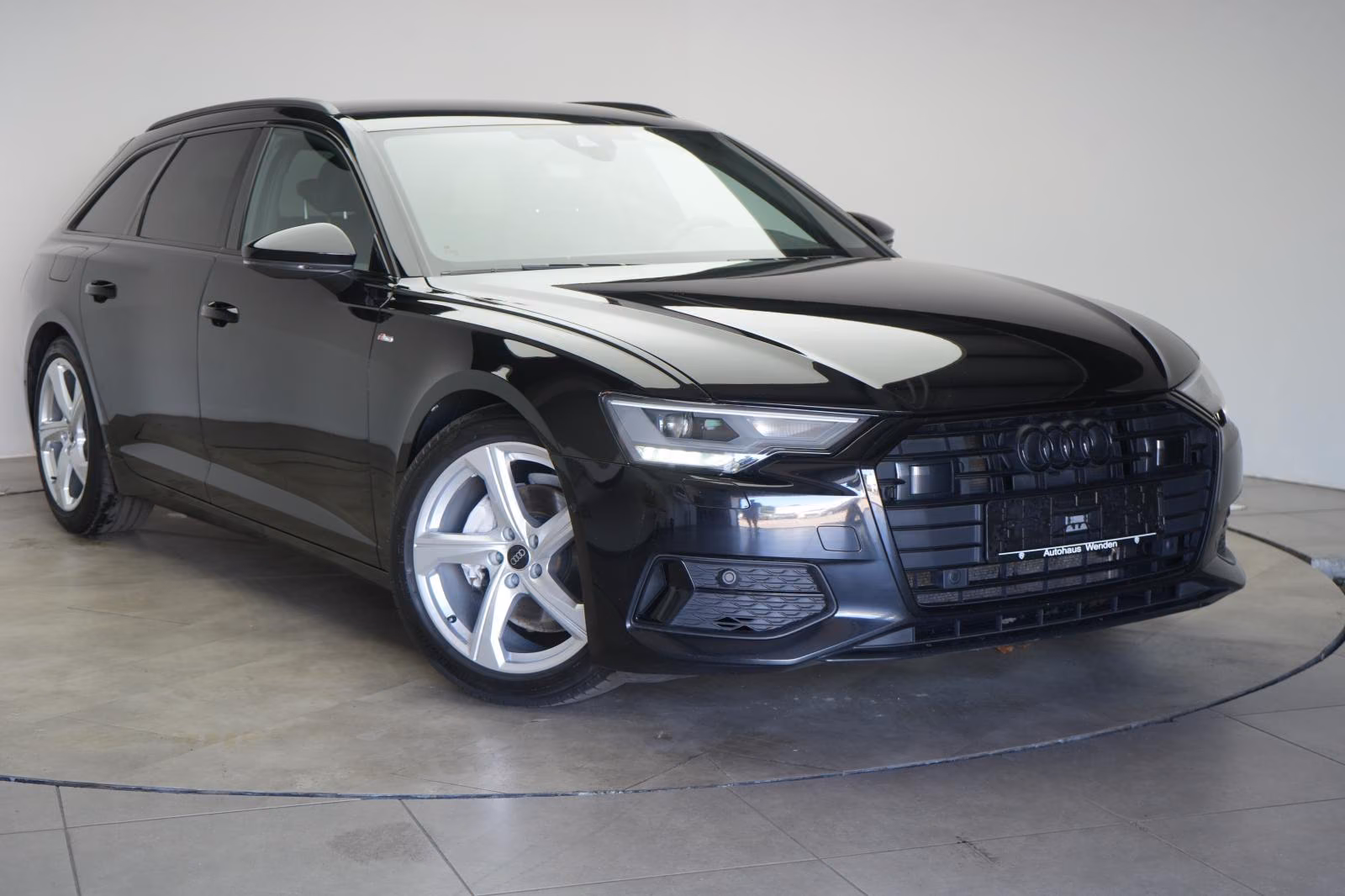 (B-217) Audi A6 40 TDI S tronic S line ACC/Lane/AHK/ - Image 1