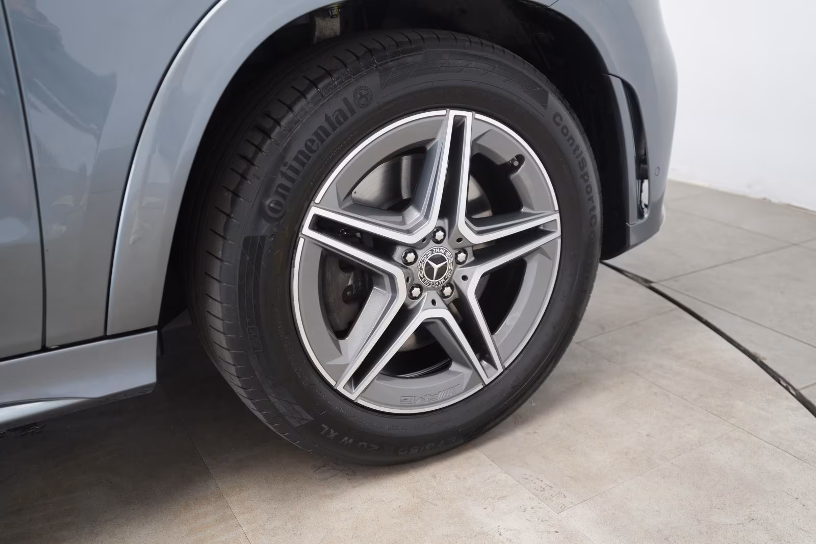 (B-696) Mercedes-Benz(Hybrid) GLE 350 de 4Matic 9G-Tronic AMG Leder/Distroni - Image 17