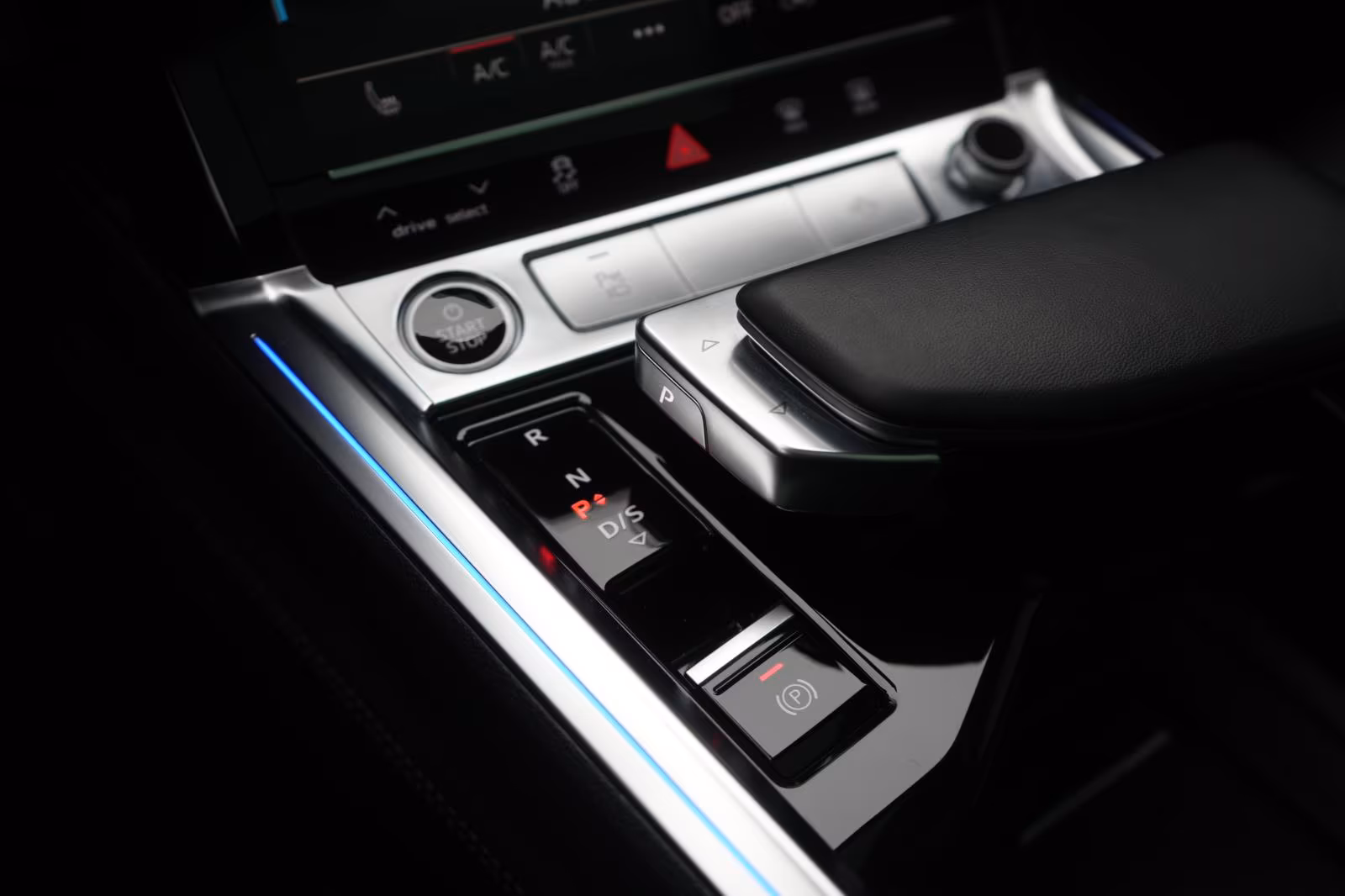 (B-339) Audi e-tron Sportback 55 quattro S line Leder/ACC/HUD - Image 19