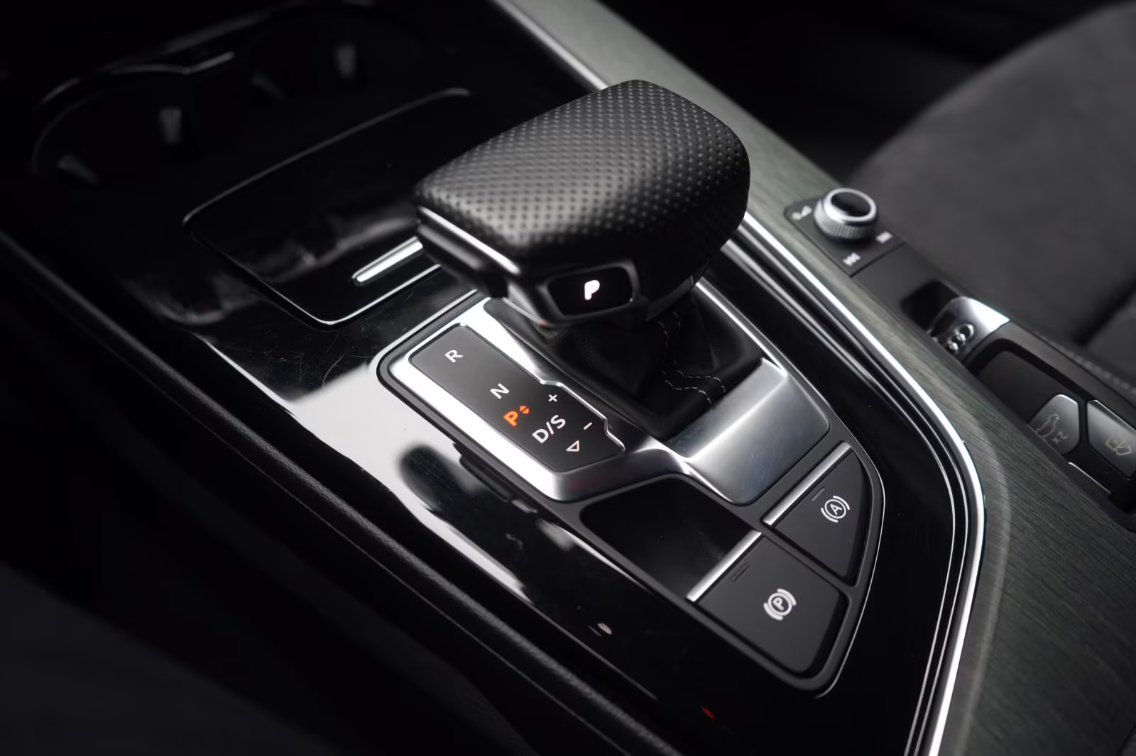 (B-081) Audi A4 40 TDI S tronic S line RS.Sitze/Navi/Temp/ - Image 14