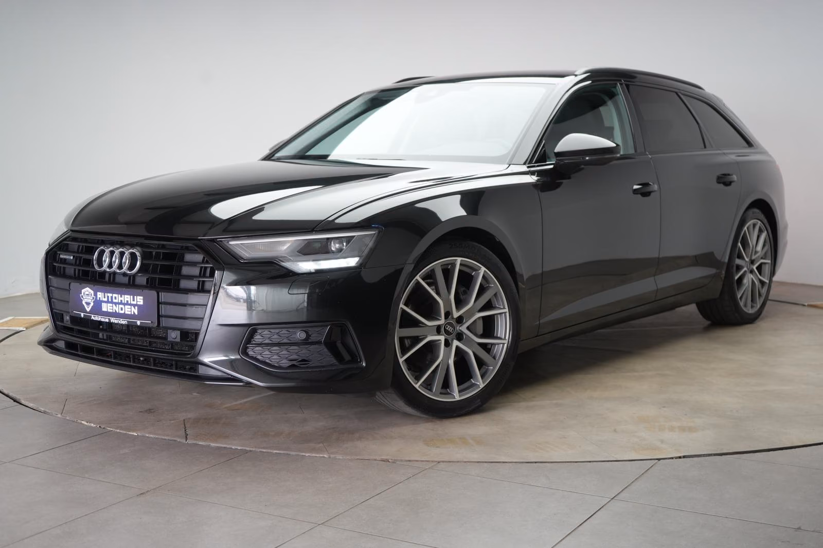 (B-570) Audi A6 45 TDI quattro S tronic S line Navi/Temp/AHK/ - Image 3