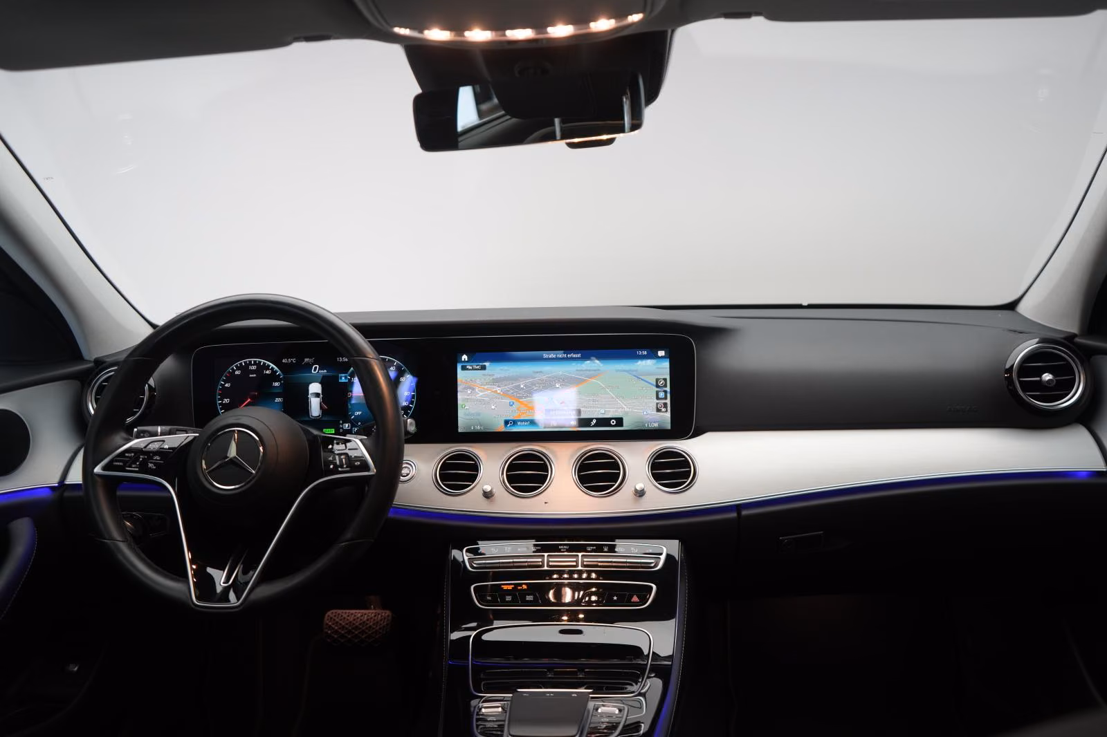 (B-039) Mercedes-Benz(Hybrid) E 300 de 4Matic T Avantgarde Leder/Distronic/Kam - Image 23