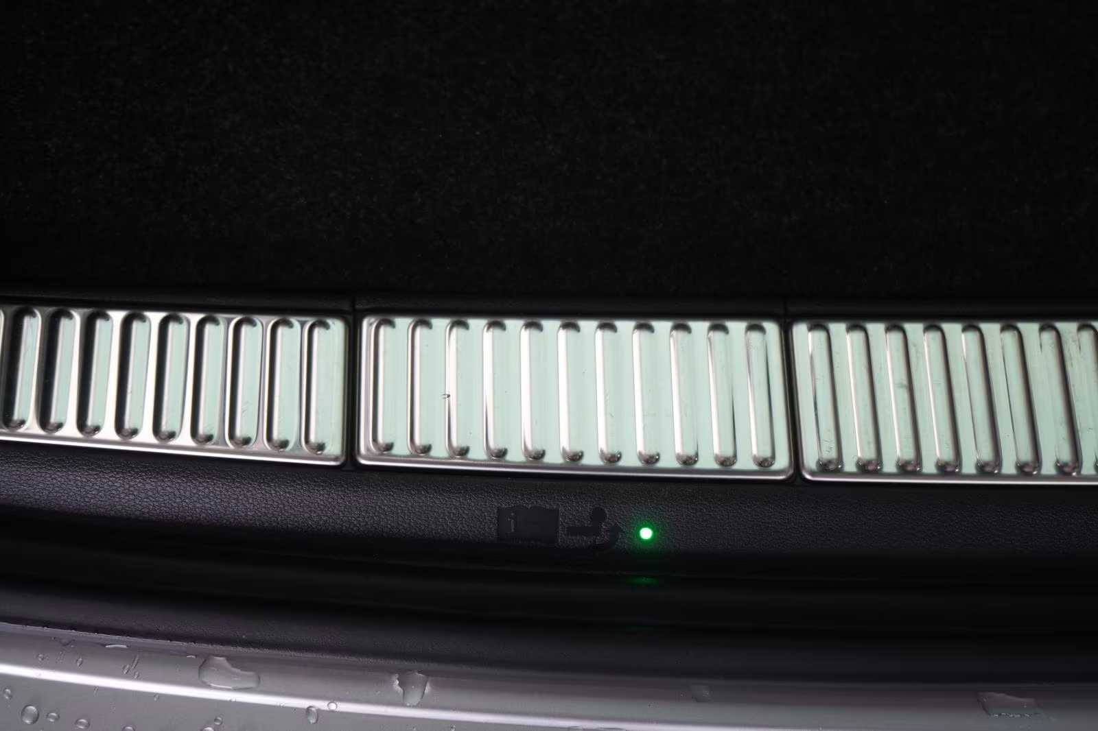 (B-671) Skoda Superb Combi 2.0 TSI - Image 24
