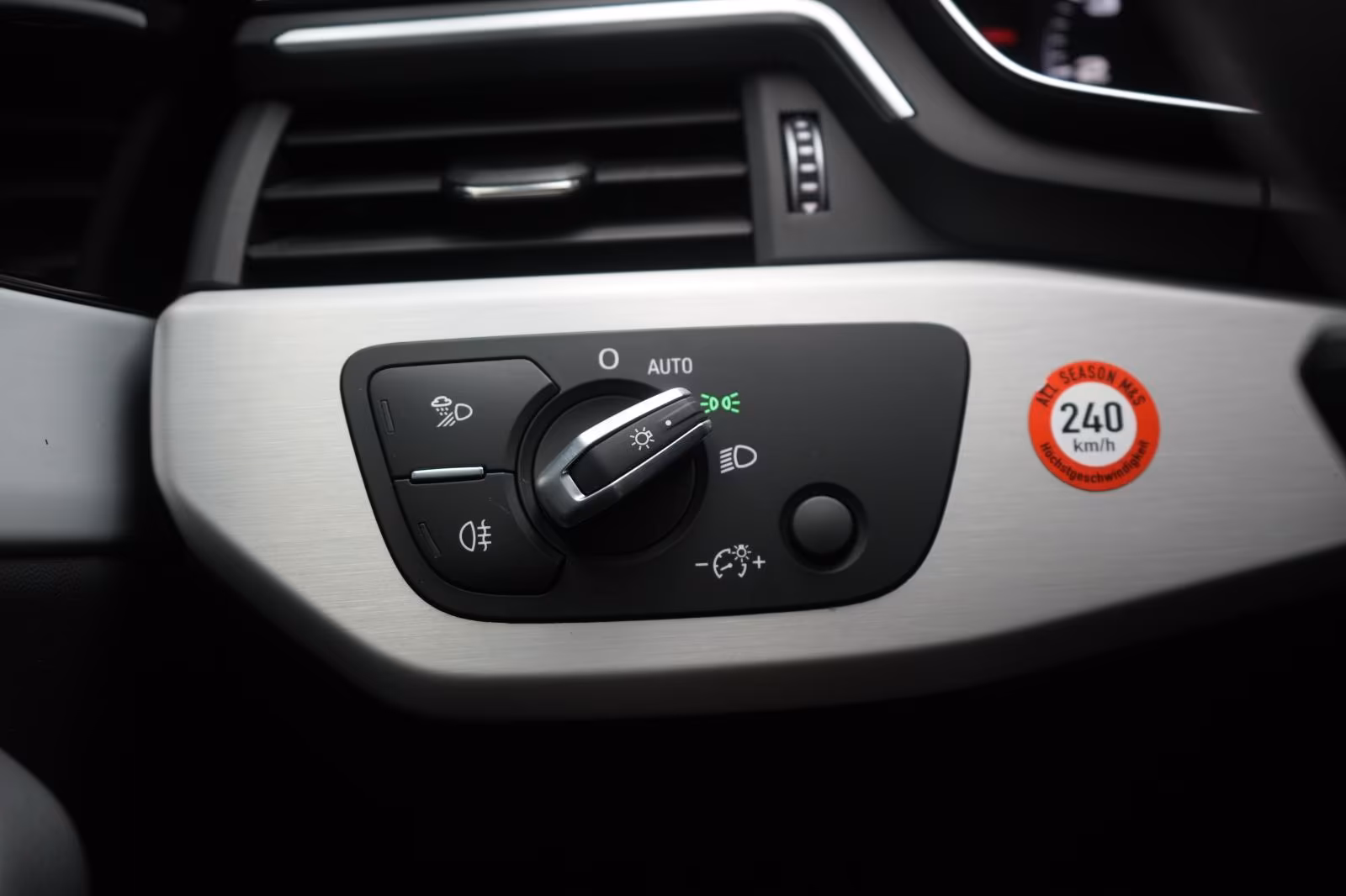 (B-377) Audi A5 40 TFSI S tronic S line ACC/Kamera/Lane/Side/ - Image 12