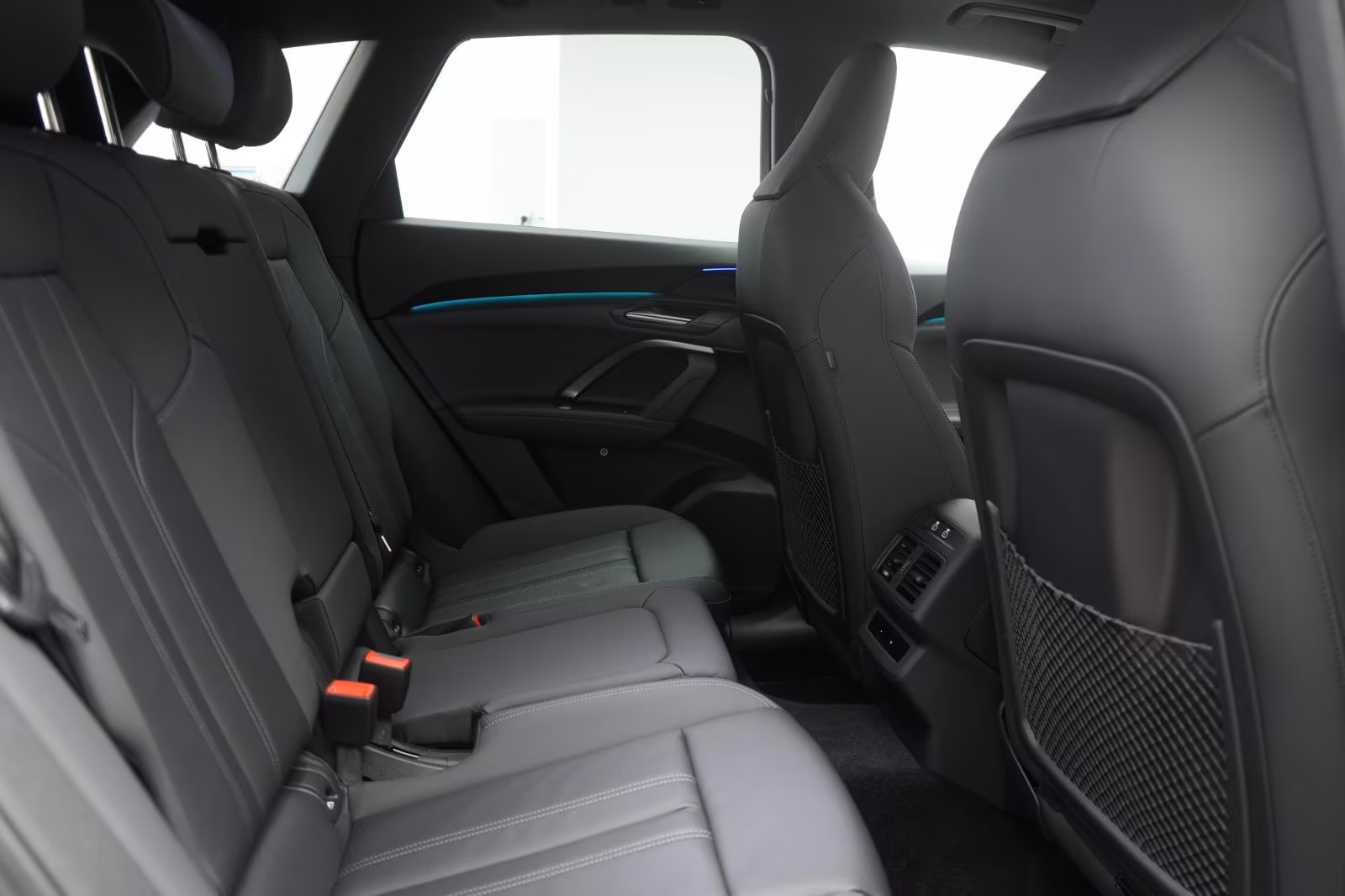 (B-530) Audi Q5 TFSI S tronic S line Leder/ACC/Kamera/Wide/La - Image 11