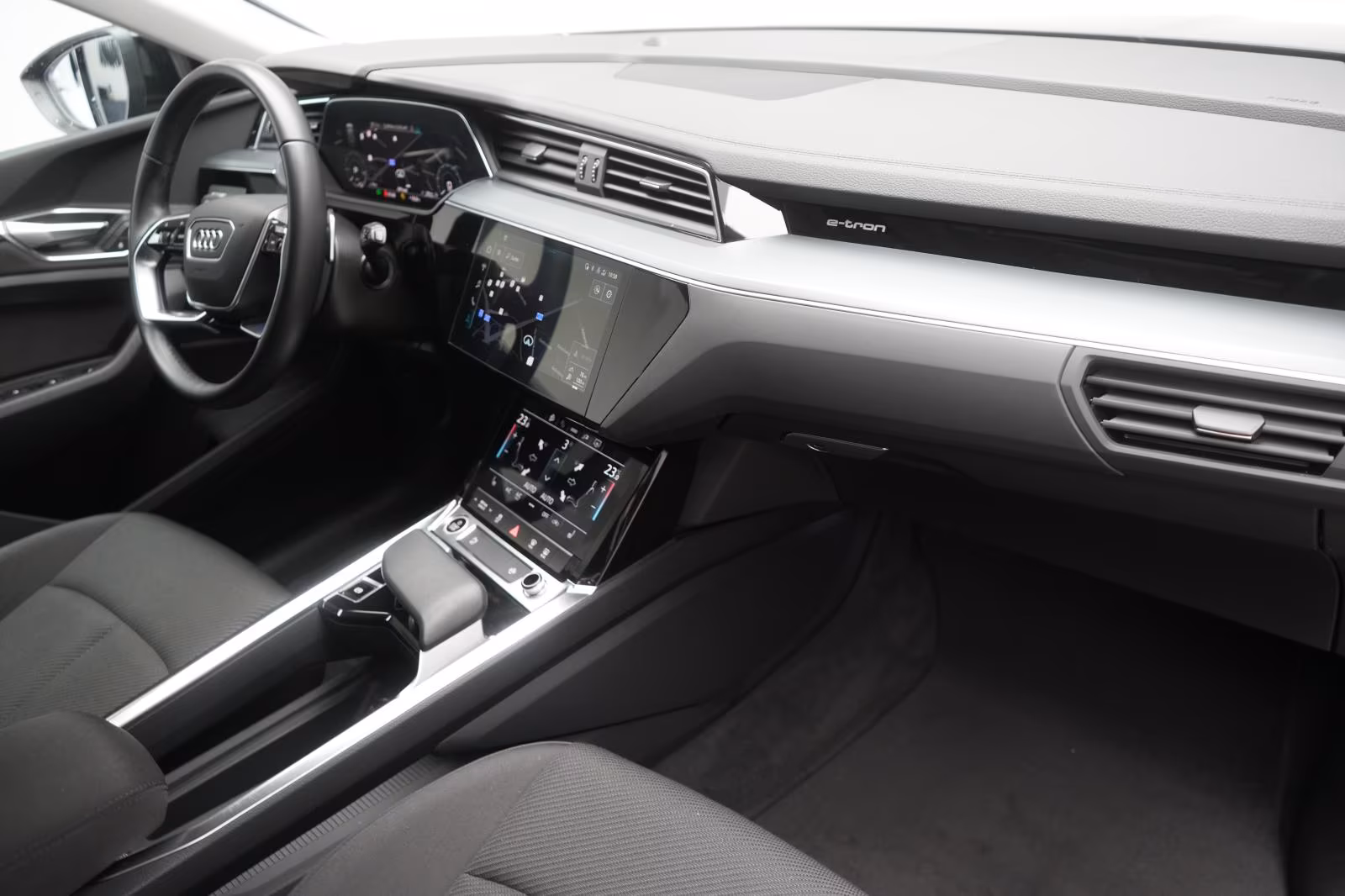 (B-191) Audi e-tron 55 electric quattro Temp/Kamera/Virtual/L - Image 10