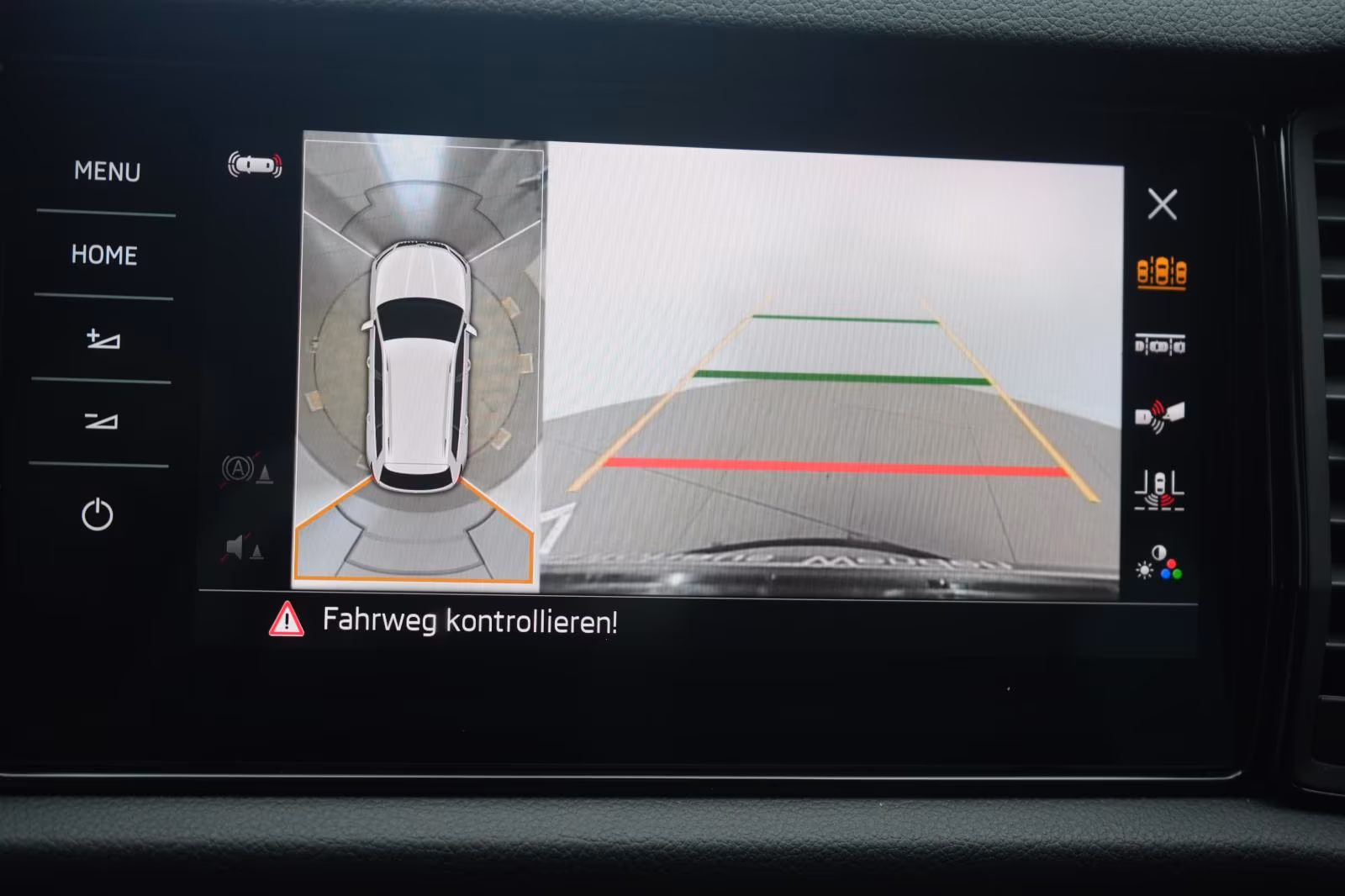 (B-619) Skoda Kodiaq 2.0 TDI 4x4 DSG Sportline ACC/Kamera/Virt - Image 12