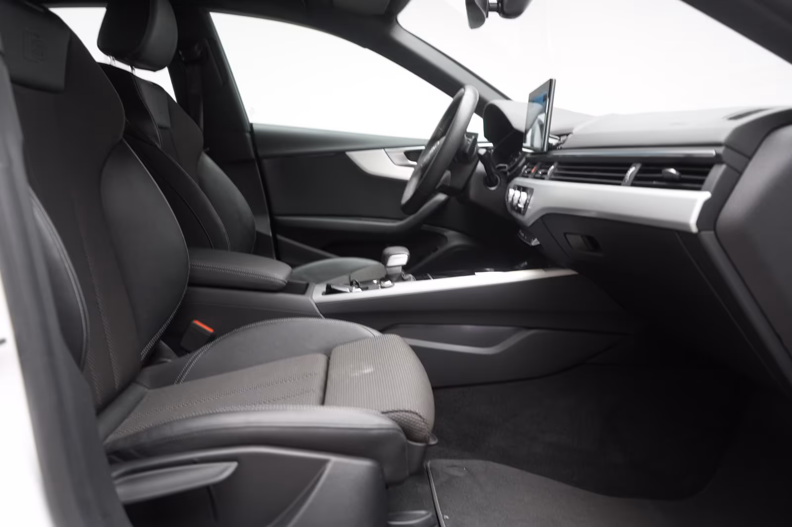 (B-377) Audi A5 40 TFSI S tronic S line ACC/Kamera/Lane/Side/ - Image 9
