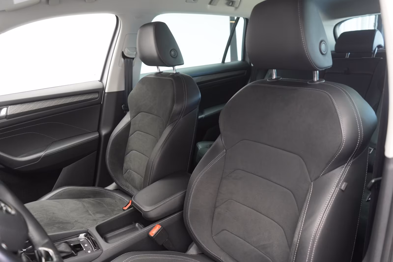 (B-257) Skoda Kodiaq 2.0 TDI Style ACC/Kamera/Virtual/Lane/ - Image 6