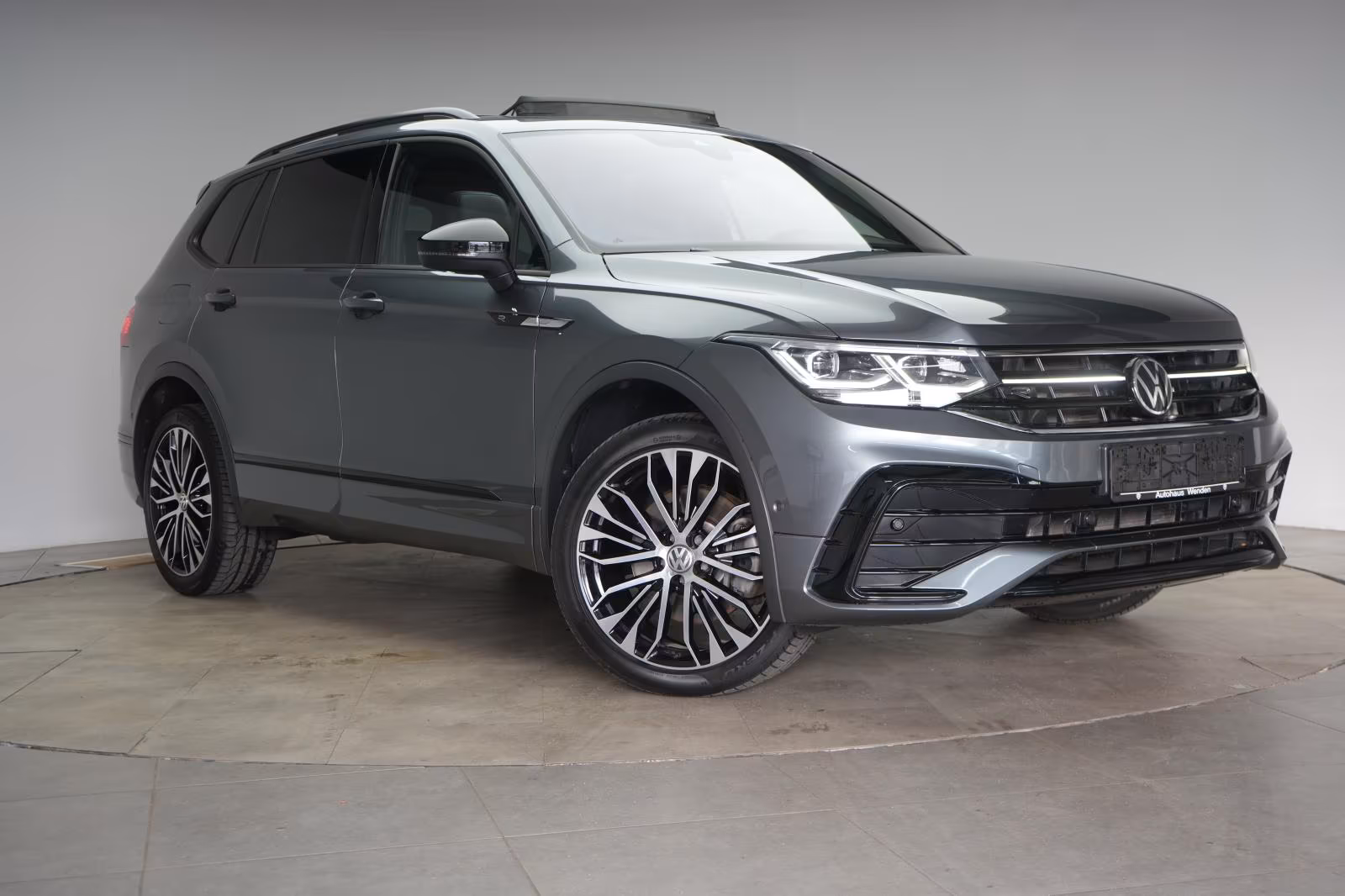 (B-278) Volkswagen Tiguan Allspace 2.0 TDI SCR 4Motion DSG R line A - Image 1