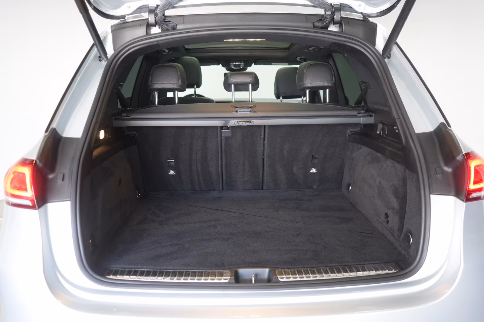 (B-328) Mercedes-Benz(Hybrid) GLE 350 de 4Matic AMG Leder/Temp/Burmester - Image 30