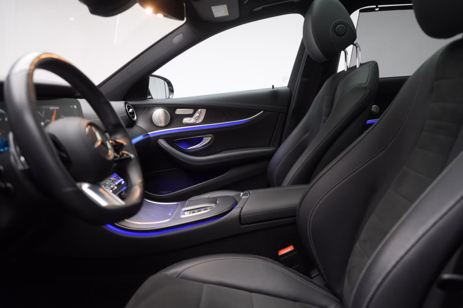 (B-198) Mercedes-Benz E 300 d 4Matic T 9G-Tronic AMG Distronic/Kamera/ - Image 6