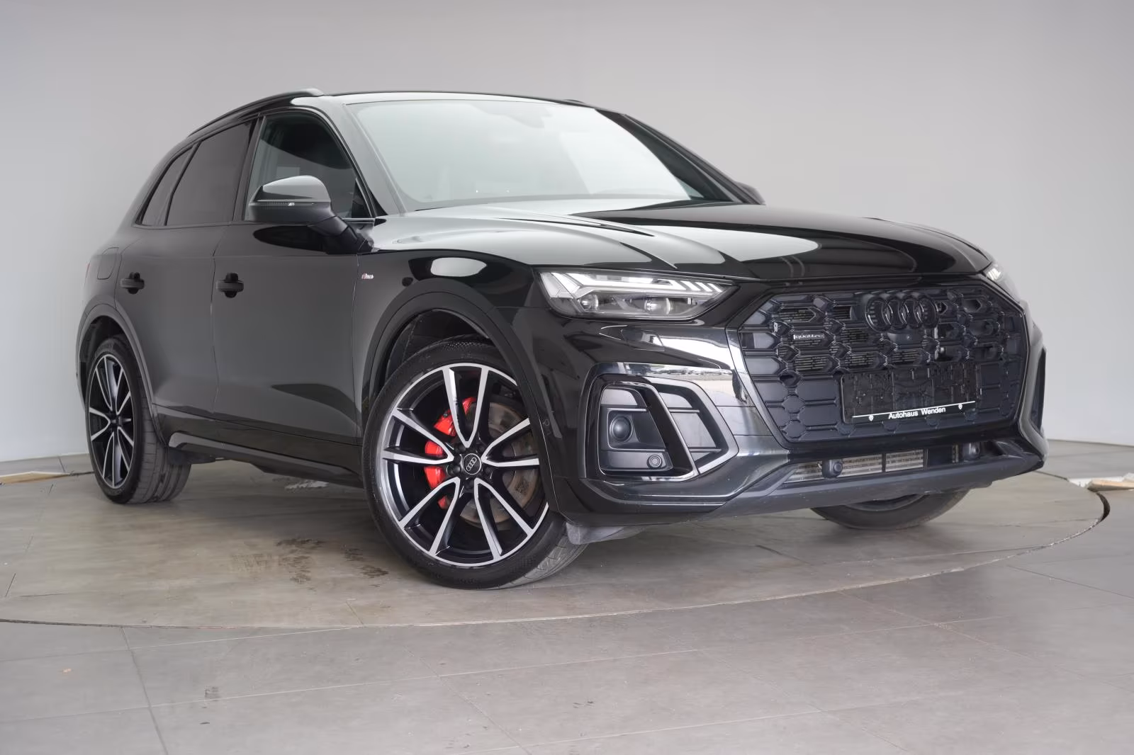(B-205) Audi(Hybrid) Q5 50 TFSIe quattro S tronic S-Line HuD/Kamera/M - Image 1