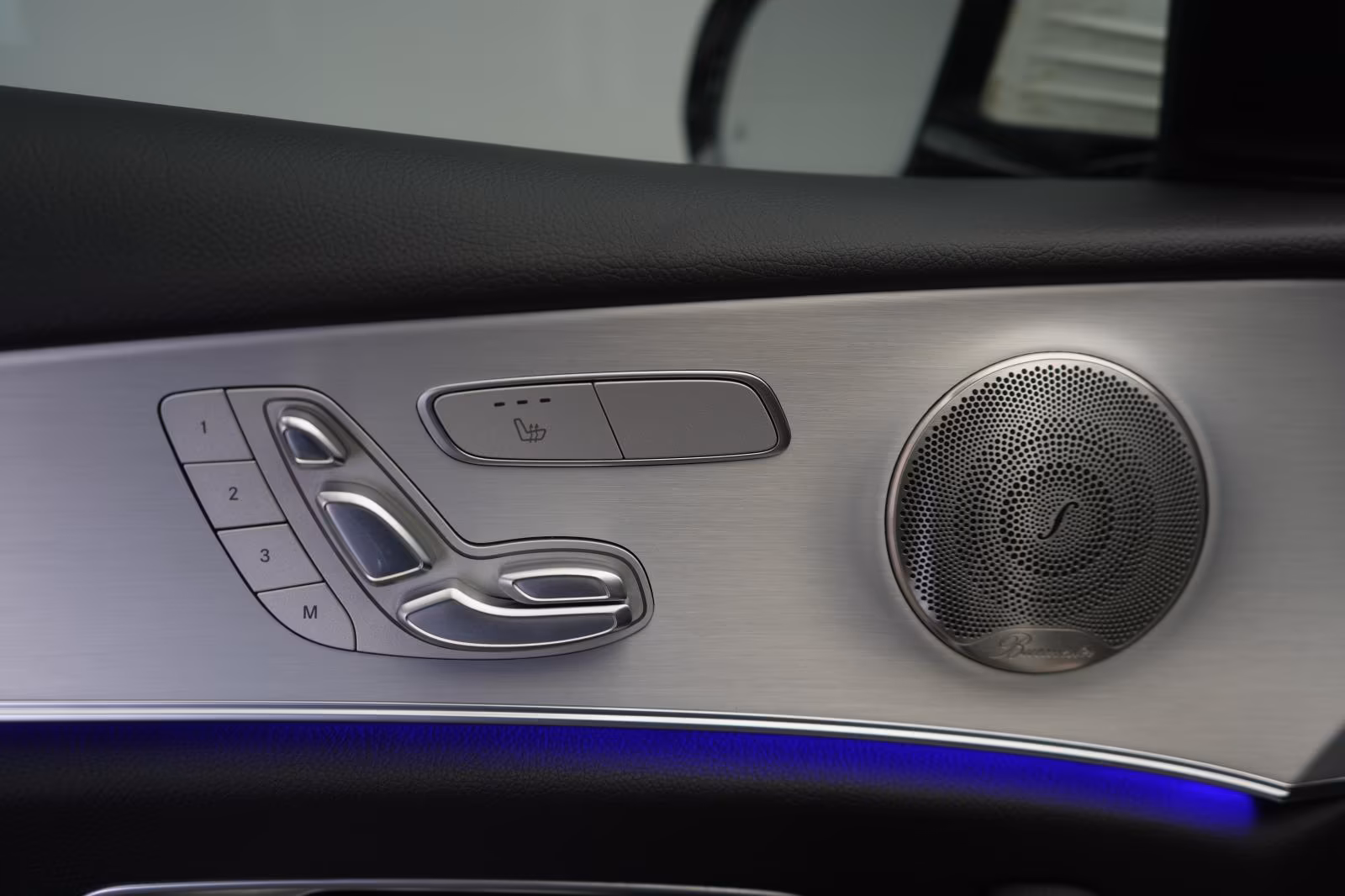 (B-222) Mercedes-Benz(Hybrid) E 300 de 4Matic T 9G-Tronic Avantgarde Temp/Ka - Image 16