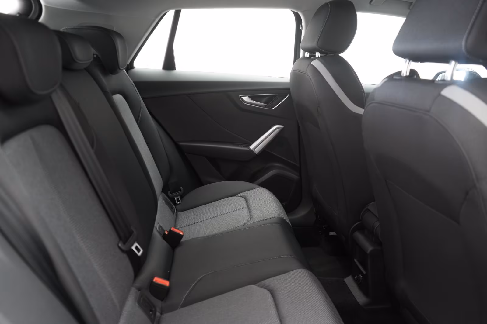 (B-405) Audi Q2 35 TFSI S tronic S line Matrix/ACC/Kamera/Vir - Image 11