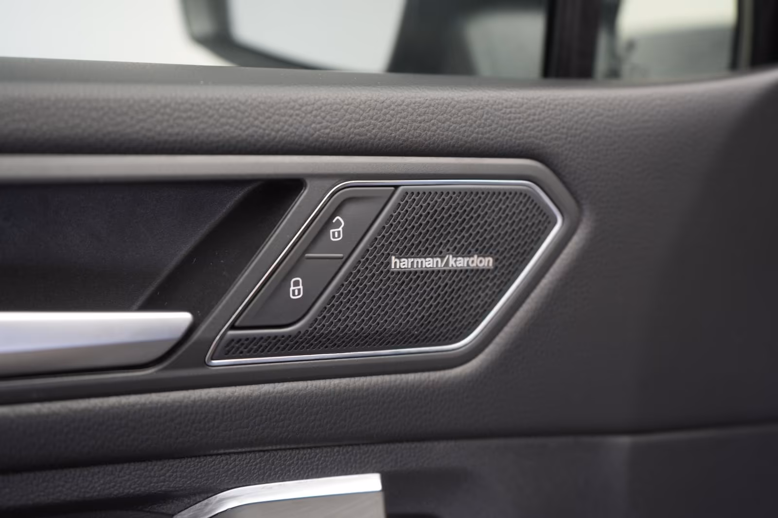 (B-108) Volkswagen Tiguan Allspace 2.0 TSI 4Motion DSG R-Line ACC/K - Image 14