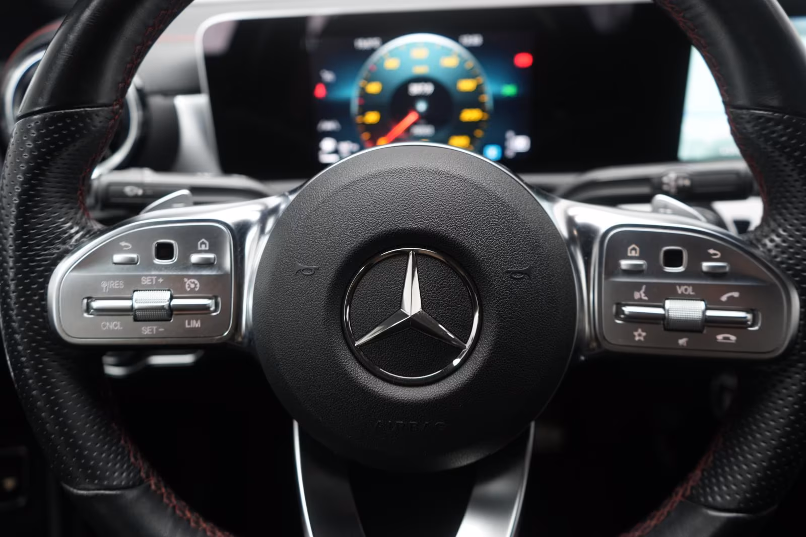 (B-112) Mercedes-Benz CLA 200 d 8G-DCT AMG Navi/Temp/Kamera/L - Image 17