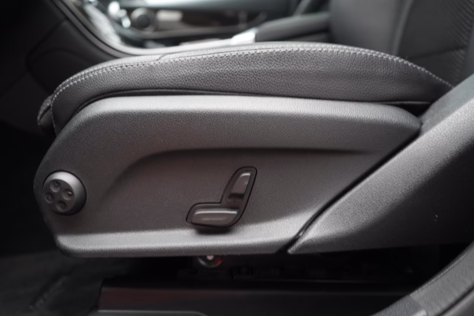 (B-239) Mercedes-Benz GLC 300 d 4Matic 9G-Tronic AMG Temp/Kamera/ - Image 15