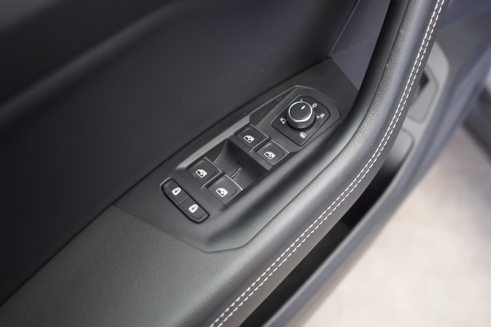 (B-411) Volkswagen Touareg 3.0 V6 TDI 4Motion R-Line Leder/ACC/Kame - Image 15