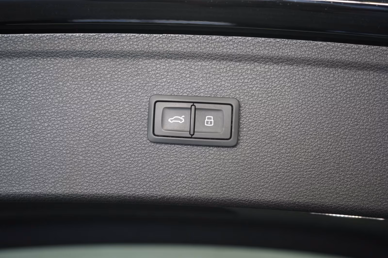 (B-641) Audi Q5 40 TDI quattro S tronic advanced CarP - Image 22