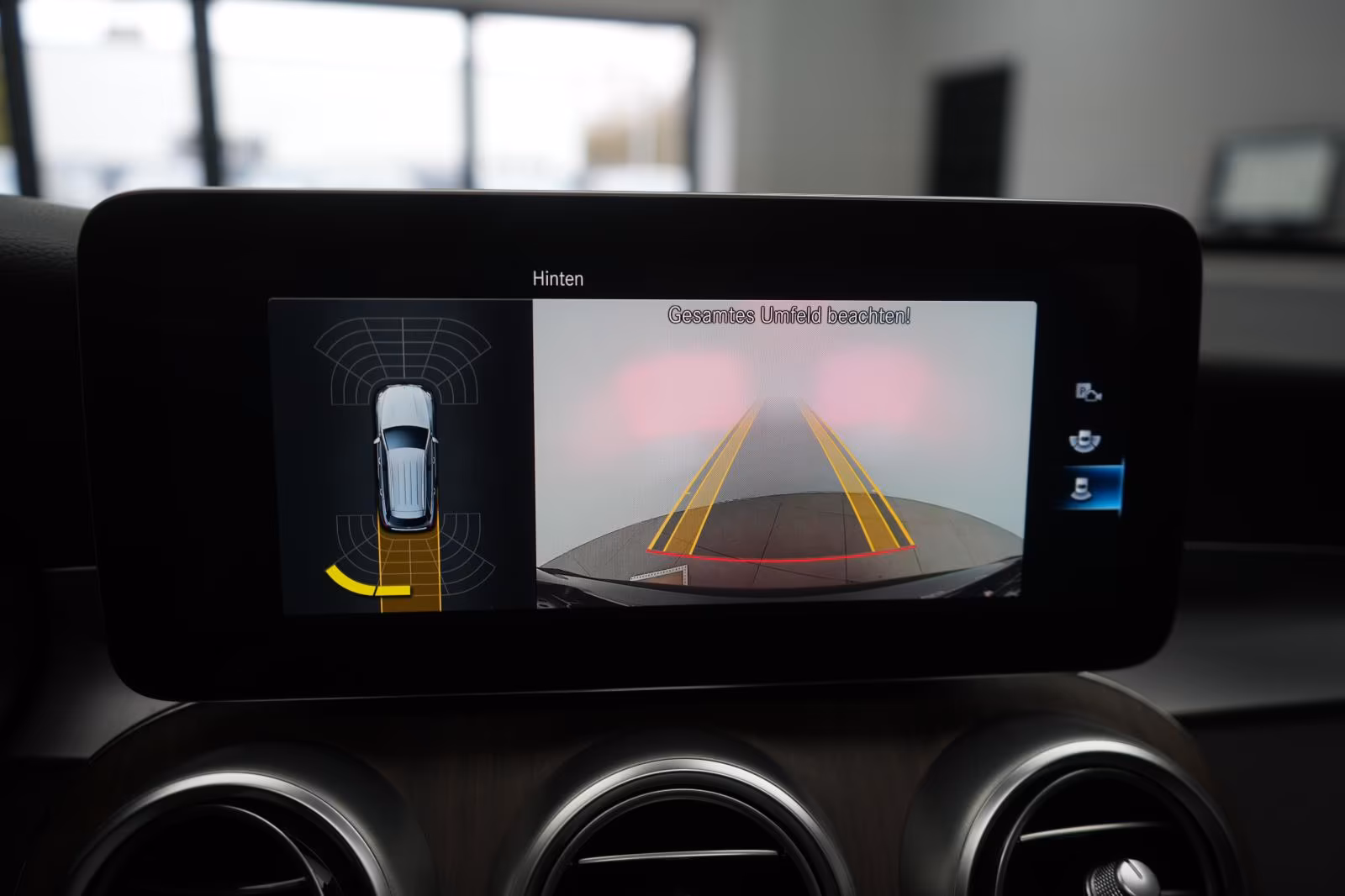 (B-219) Mercedes-Benz(Hybrid) GLC 300 de 4Matic 9G-Tronic CarPlay/Temp/Kam - Image 14