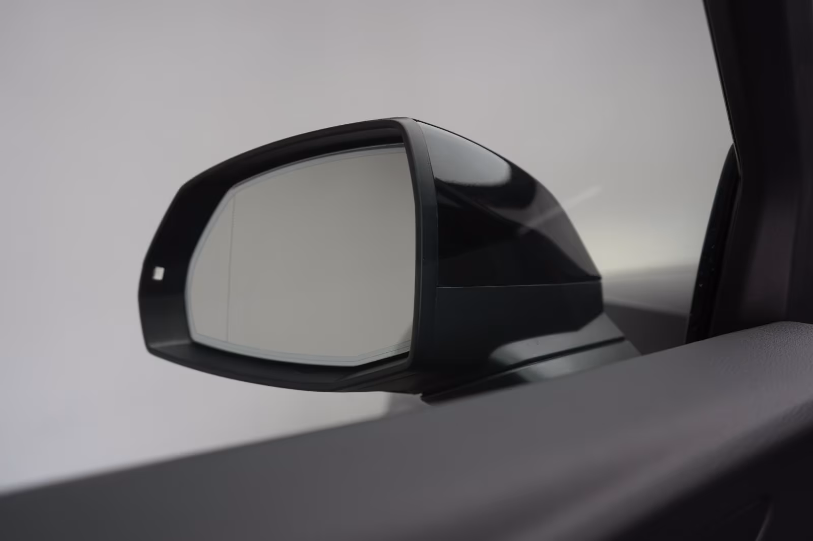 (B-414) Audi Q5 40 TDI quattro S tronic Navi/LED/Virtual/PDC - Image 25