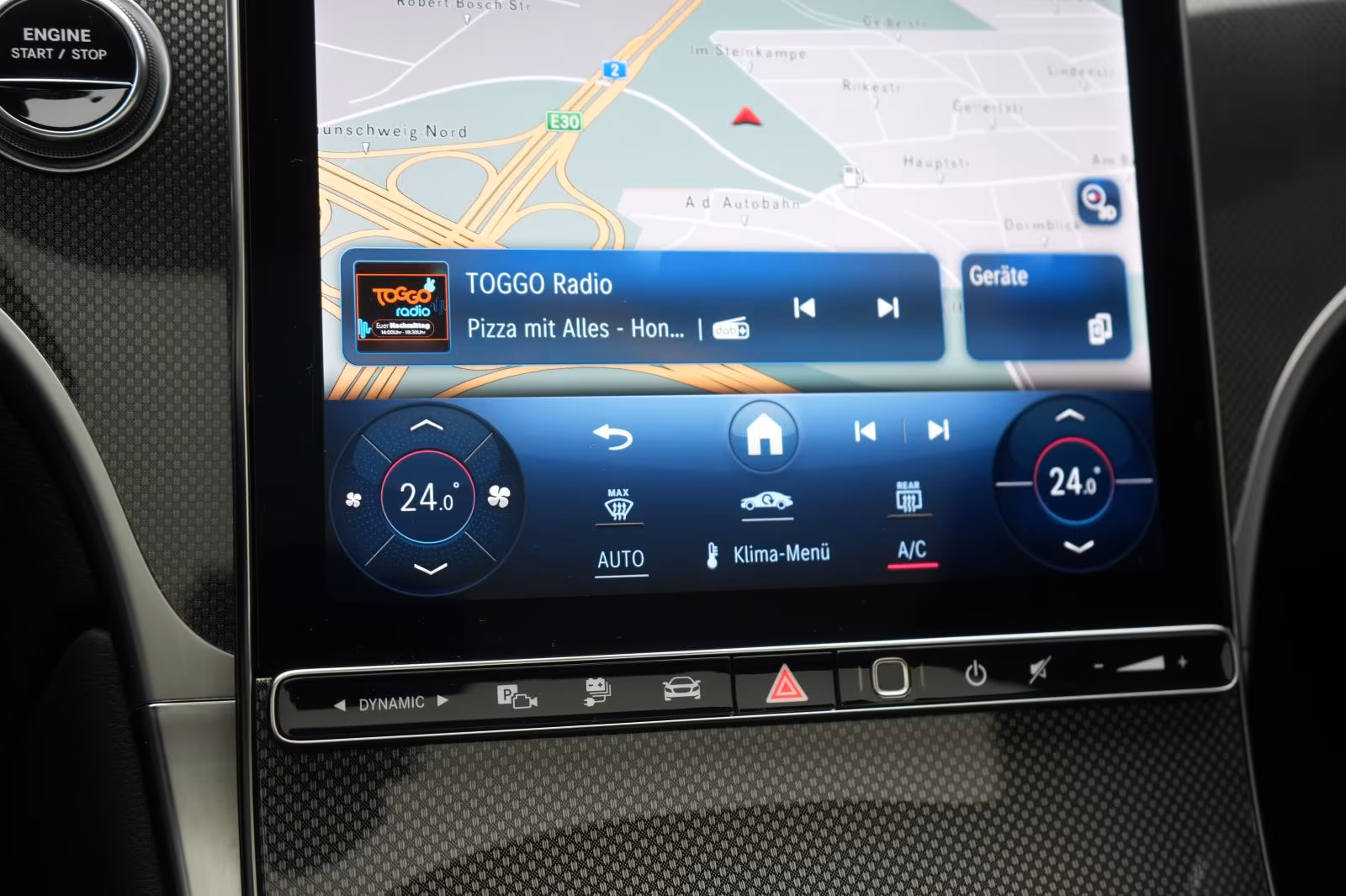 (B-189) Mercedes-Benz(Hybrid) GLC 300 de 4Matic 9G-Tronic Avantgarde Advanc - Image 19