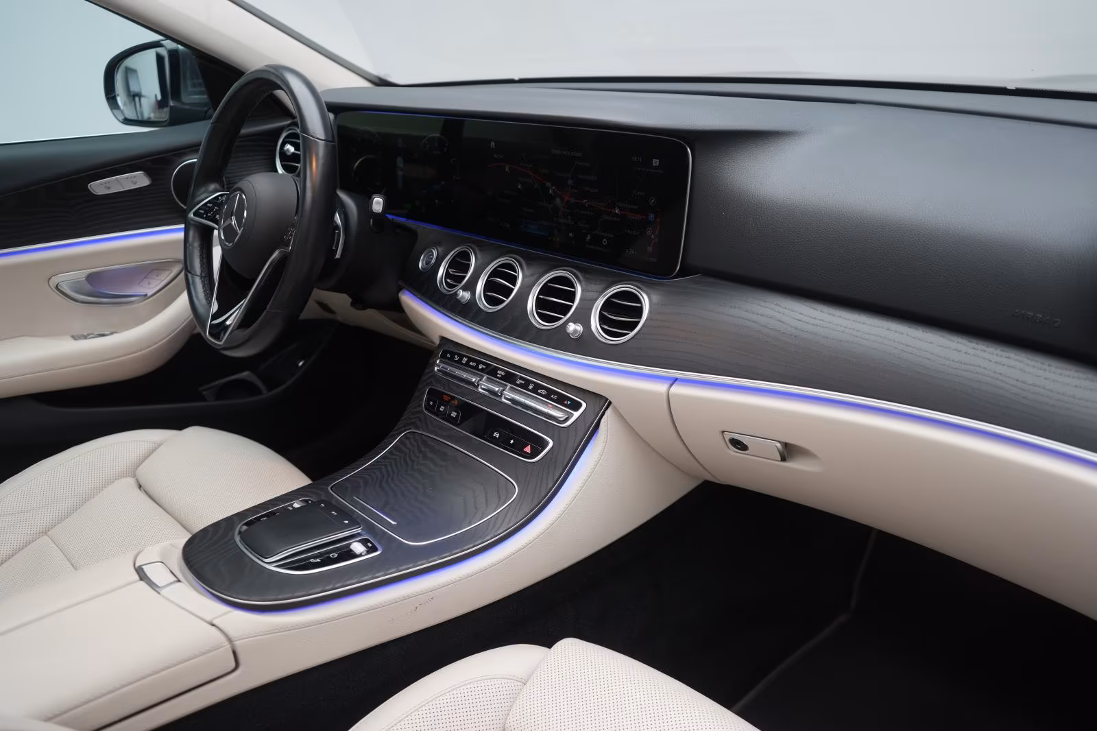 (B-159) Mercedes-Benz(Hybrid) E 300 de 4Matic T 9G-Tronic Avantgarde Leder/Dis - Image 10