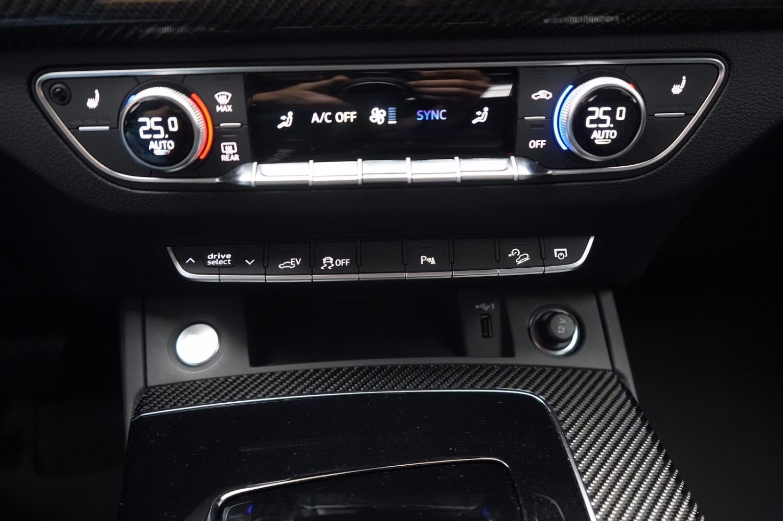(B-715) Audi(Hybrid) Q5 55 TFSIe quattro S line HUD/Leder/Kamera/Memo - Image 17