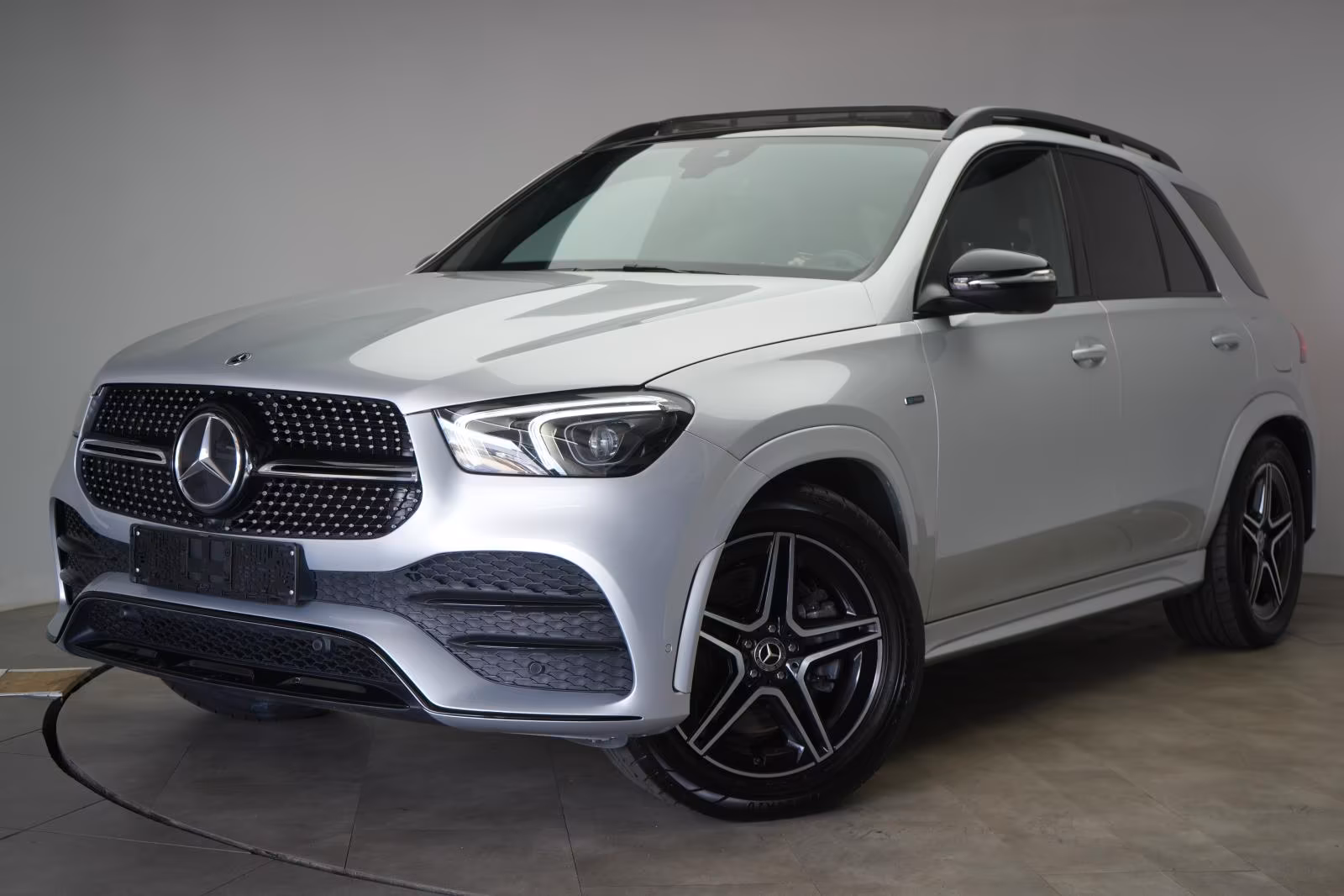 (B-328) Mercedes-Benz(Hybrid) GLE 350 de 4Matic AMG Leder/Temp/Burmester - Image 3