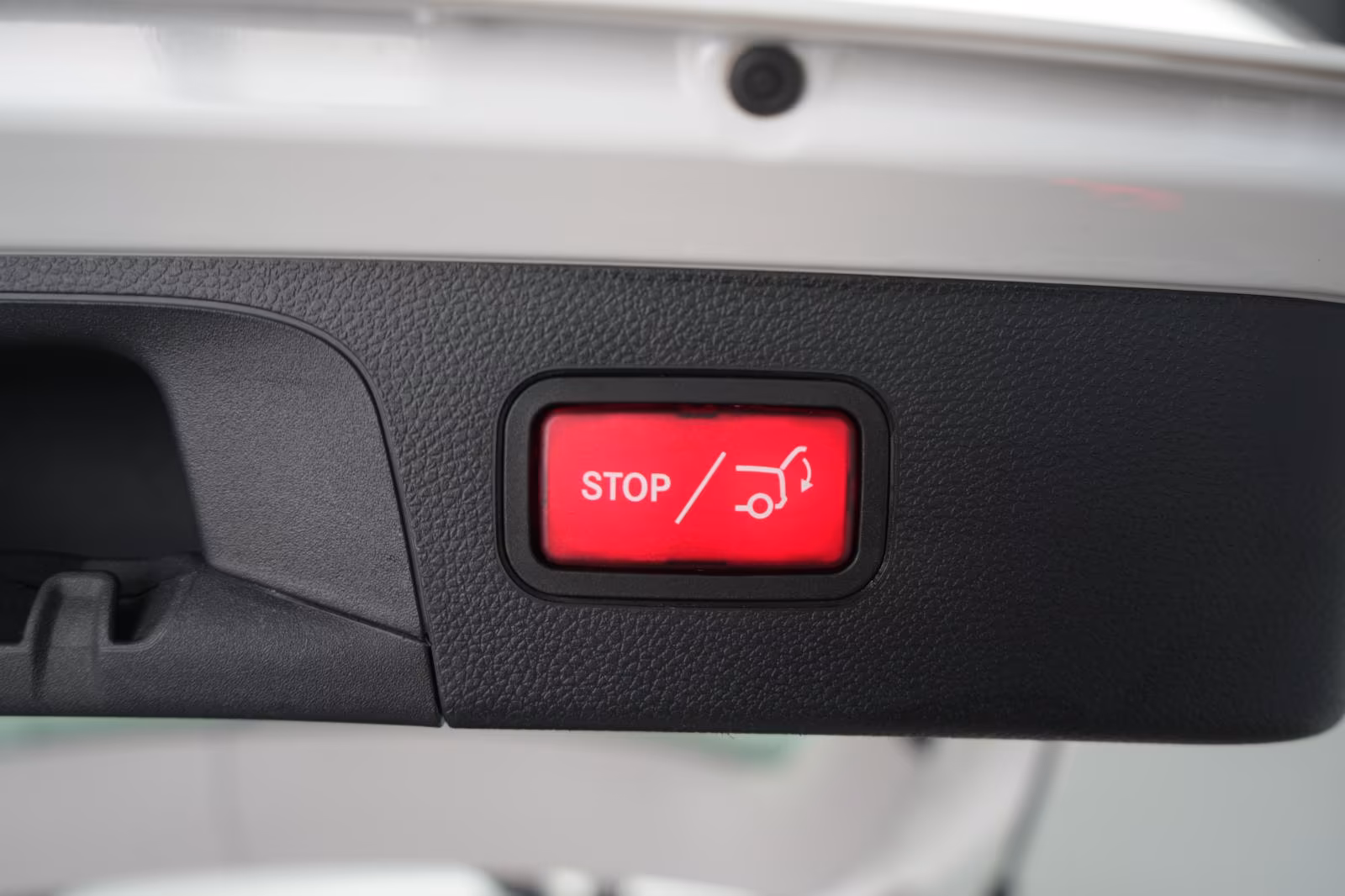 (B-216) Mercedes-Benz(Hybrid) GLC 300 de 4Matic 9G-Tronic Leder/Temp/Kamer - Image 21