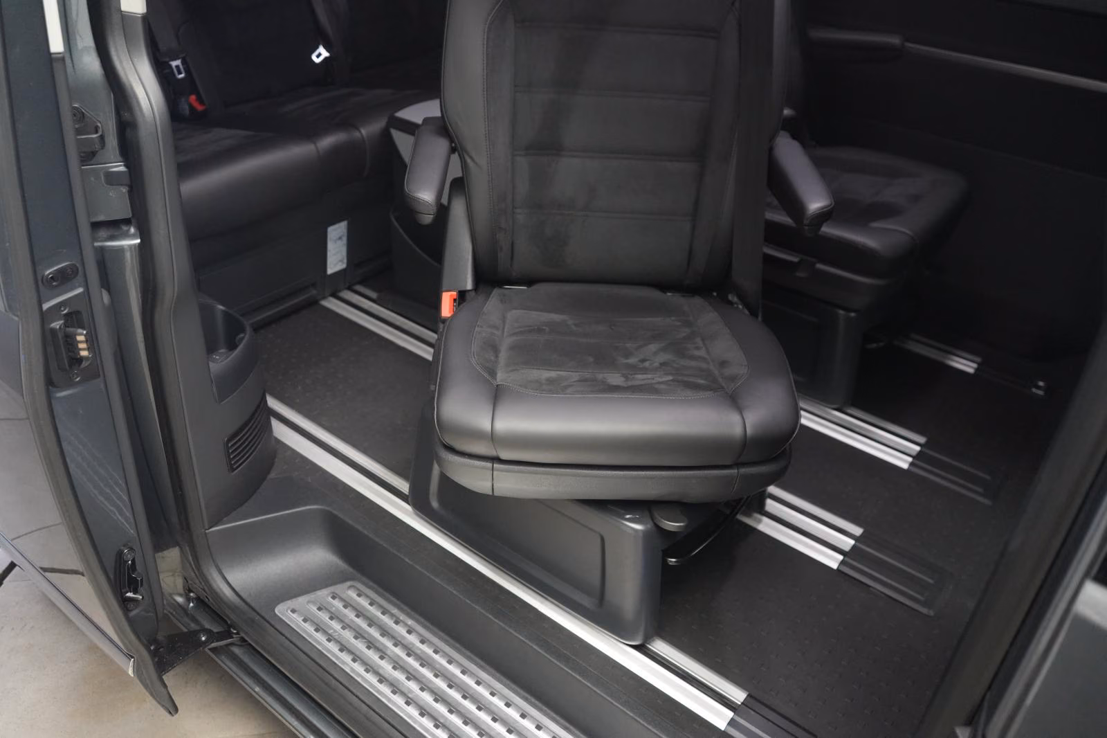 (B-273) Volkswagen T6 Multivan DSG Kurz 4Motion Generation Six ACC/ - Image 10