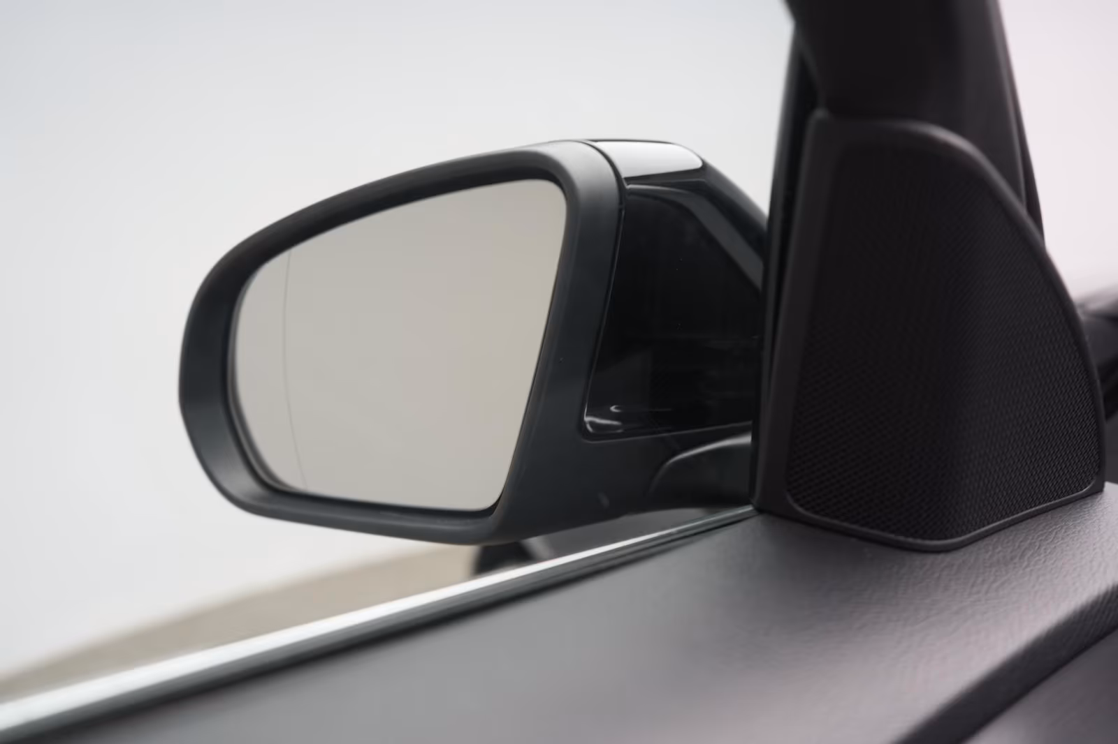 (B-571) Mercedes-Benz(Hybrid) C 300 de T 9G-Tronic AMG Temp/Kamera/Burmes - Image 22