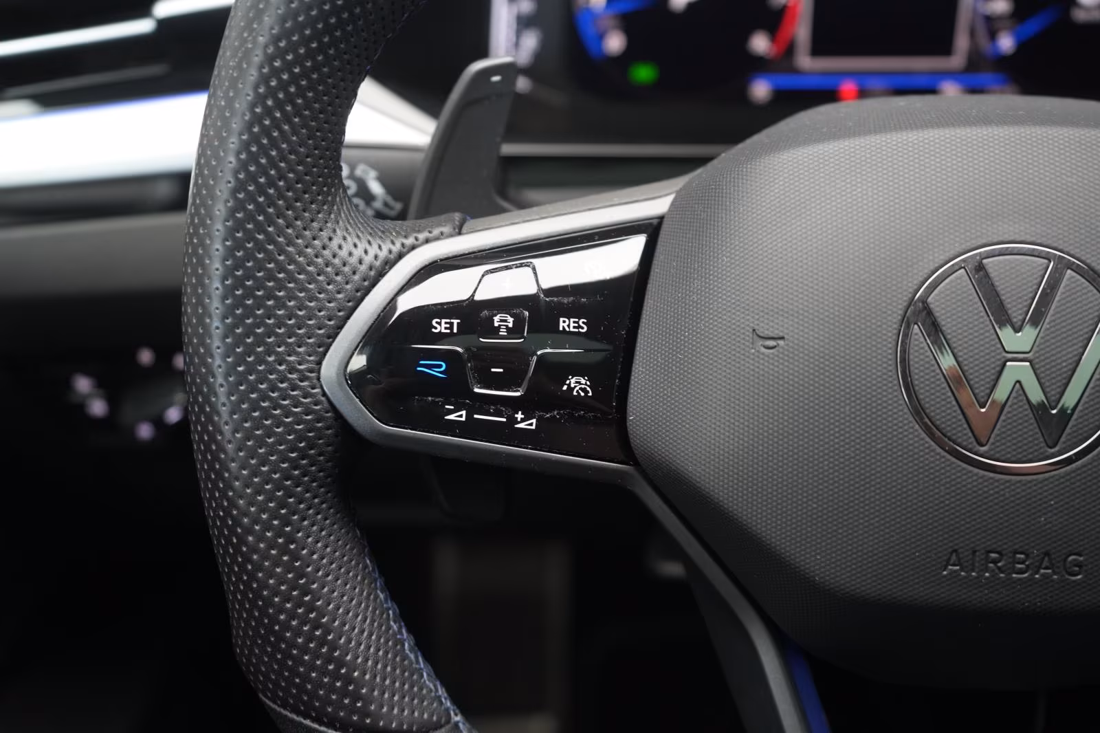 (B-291) Volkswagen Arteon Shooting Brake R 2.0 TSI 4Motion DSG ACC/ - Image 22