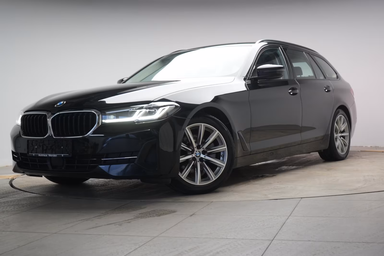 (B-585) BMW 520 d Touring M Sport Leder/ACC/Kamera/Virtual/H - Image 3