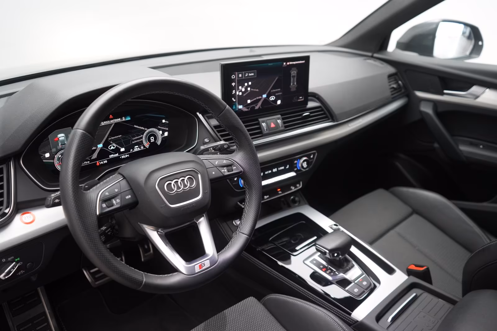 (B-661) Audi Q5 50 TDI quattro S line ACC/Virtual/Luft/Lane/ - Image 8