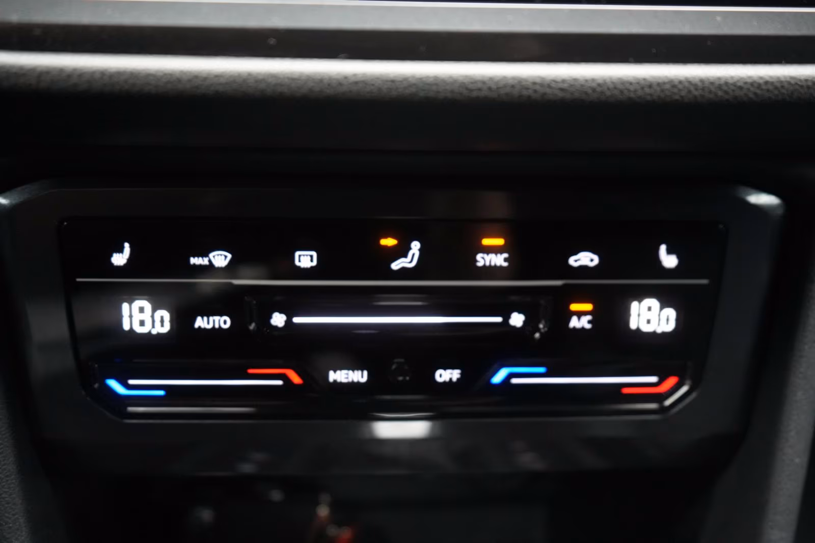 (B-249) Volkswagen Tiguan Allspace 2.0 TDI 4 Motion R line ACC/Kame - Image 14