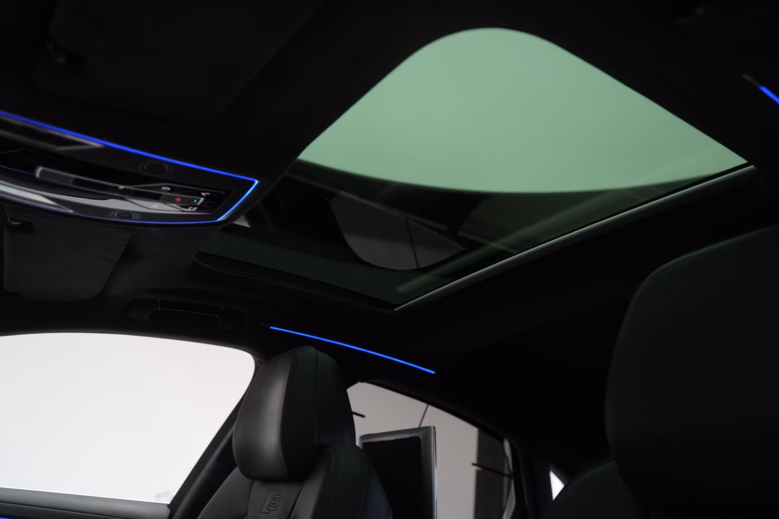 (B-307) Audi A8 60 TFSI e quattro tiptronic Leder/ACC/Kamera/ - Image 12