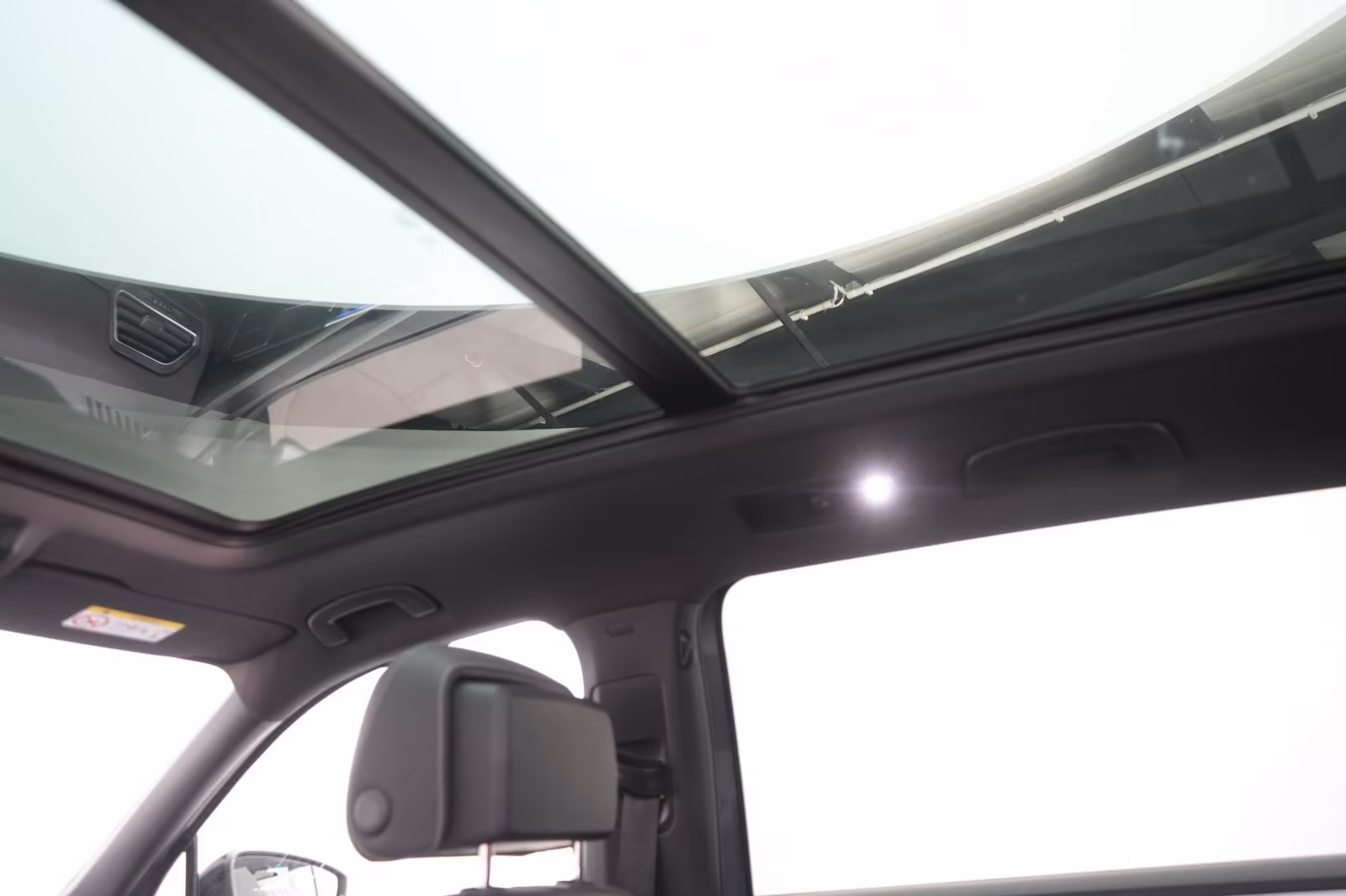 (B-045) Volkswagen Tiguan Allspace 2.0 TDI 4Motion DSG R-Line ACC/K - Image 11