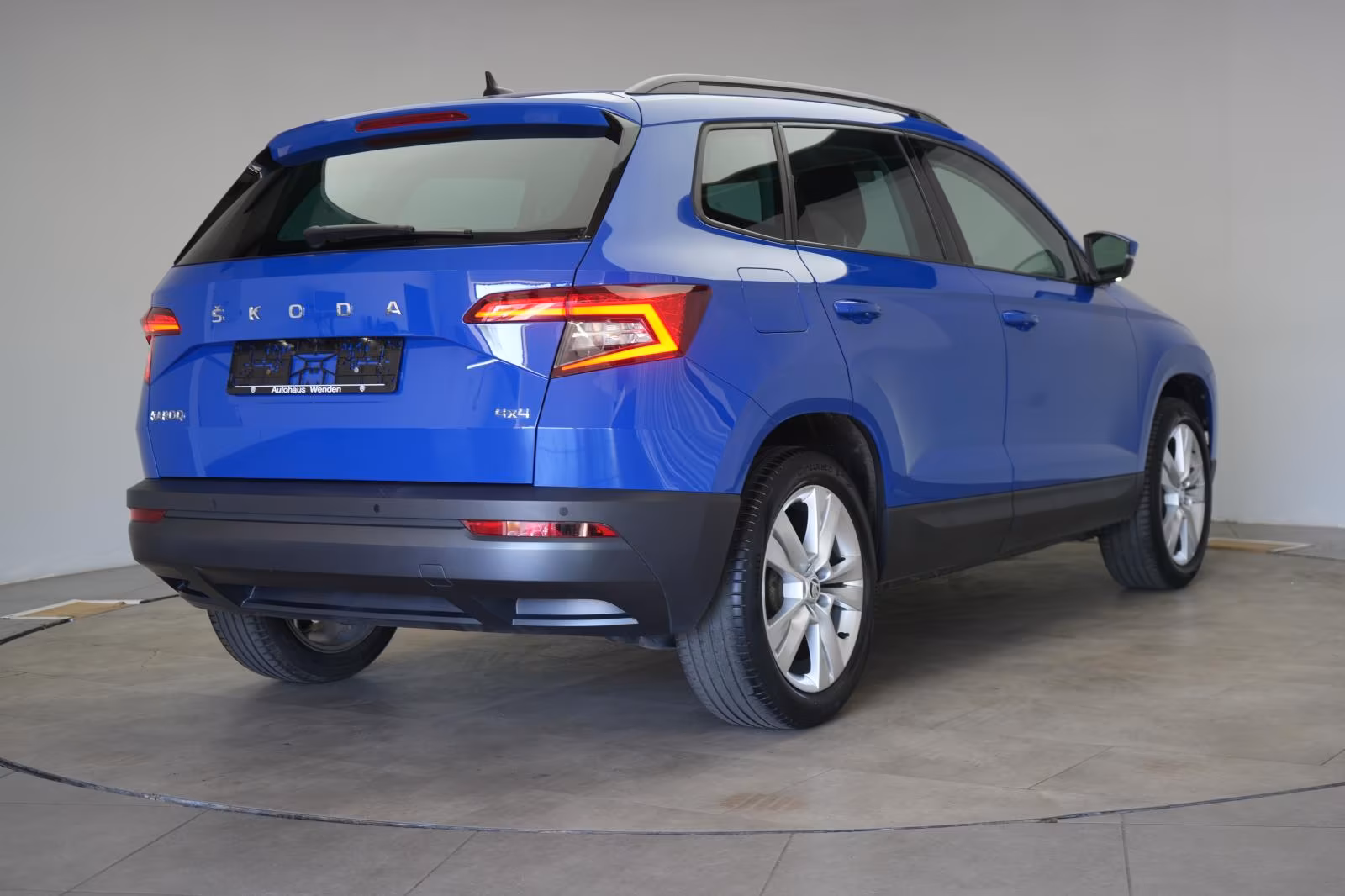 (B-290) Skoda Karoq 2.0 TDI Style CarPlay/Temp/Klimaauto - Image 5