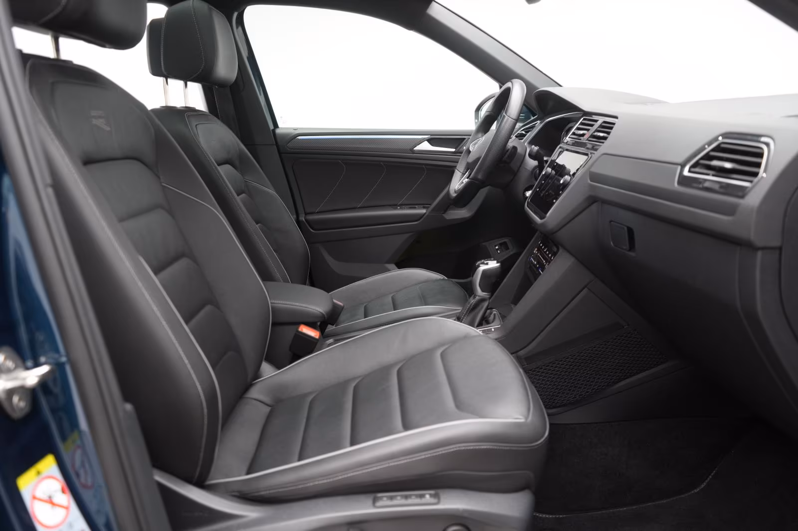 (B-593)Volkswagen(Hybrid) Tiguan 1.4 eHybrid DSG R-Line Leder/ACC/Pano/360 - Image 9