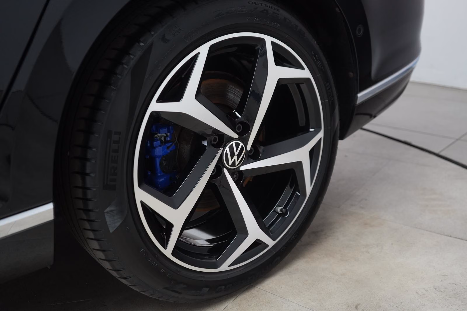 (B-639) Volkswagen(Hybrid) Passat 1.4 TSI Plug-In-Hybrid DSG GTE ACC/Kamera - Image 25