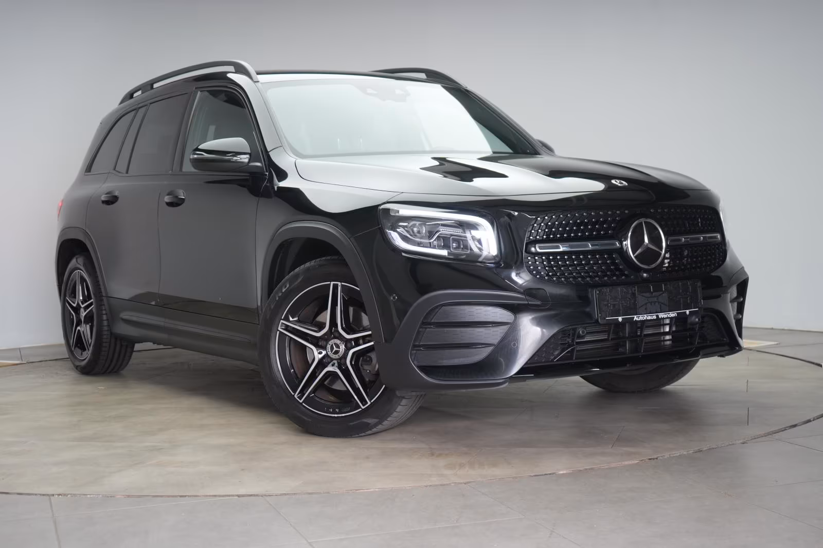 (B-482) Mercedes-Benz GLB 220 d 8G-DCT AMG Distronic/HUD/Kamera/A - Image 1