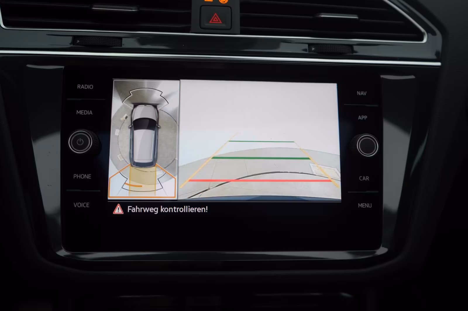 (B-593)Volkswagen(Hybrid) Tiguan 1.4 eHybrid DSG R-Line Leder/ACC/Pano/360 - Image 13