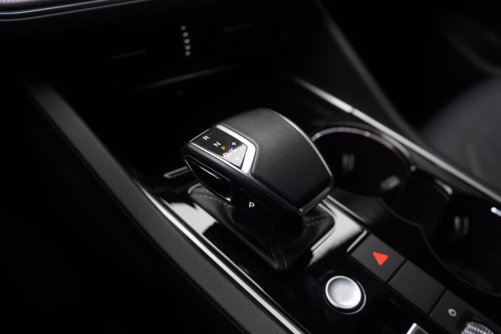 (B-442) Volkswagen Touareg 3.0 V6 TDI 4Motion R-Line Leder/ACC/Kame - Image 12