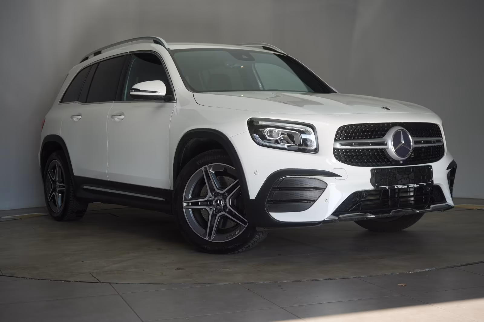 (B-228) Mercedes-Benz GLB 220 d 4Matic 8G-DCT AMG Kamera/AHK/Lane - Image 1
