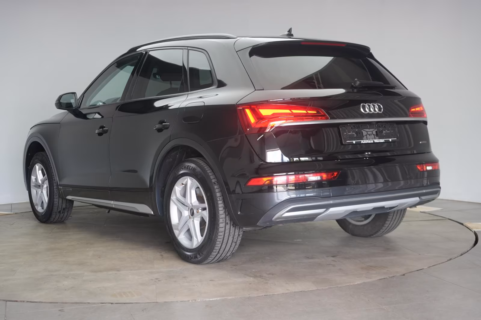 (B-469) Audi Q5(Hybrid) 50 TFSI e quattro S-tronic Temp/Kamera/B&O/Vi - Image 4