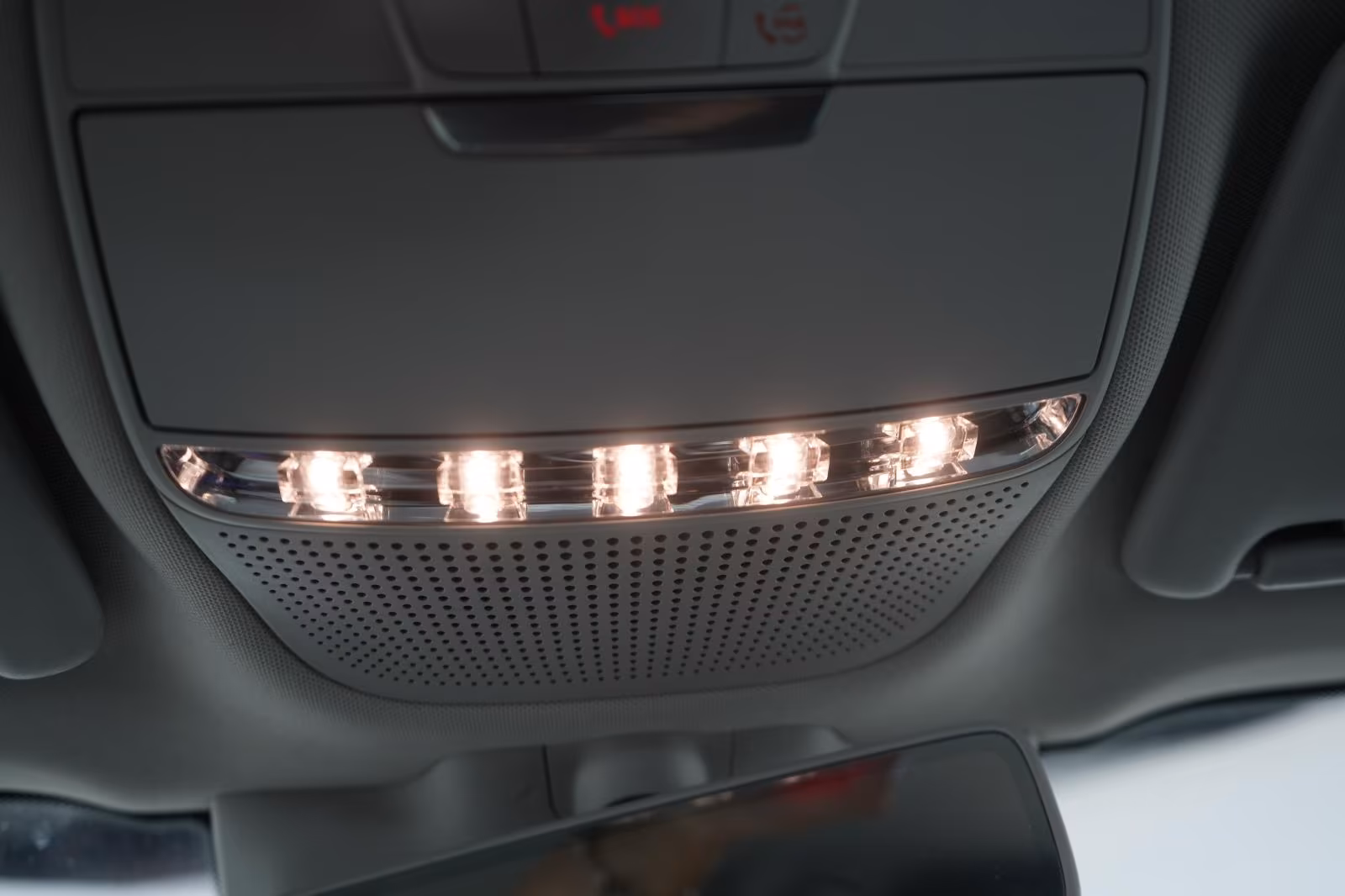 (B-088) Mercedes-Benz GLC 300 e 4Matic 9G-Tronic Distronic/Carplay/Lan - Image 23