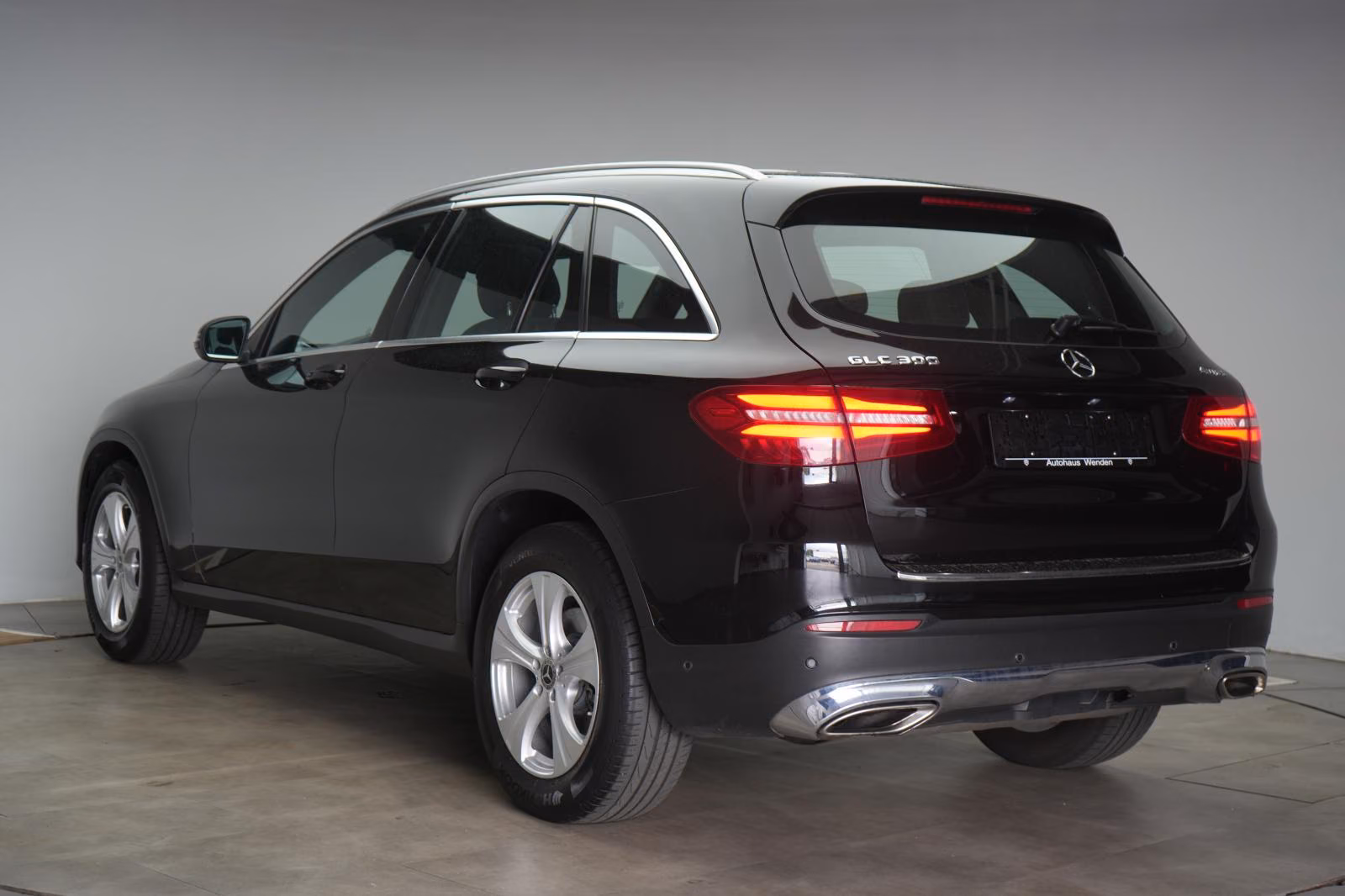 (B-788)Mercedes-Benz GLC 300 4Matic 9G-Tronic Exclusive Leder/Temp/Ka - Image 4