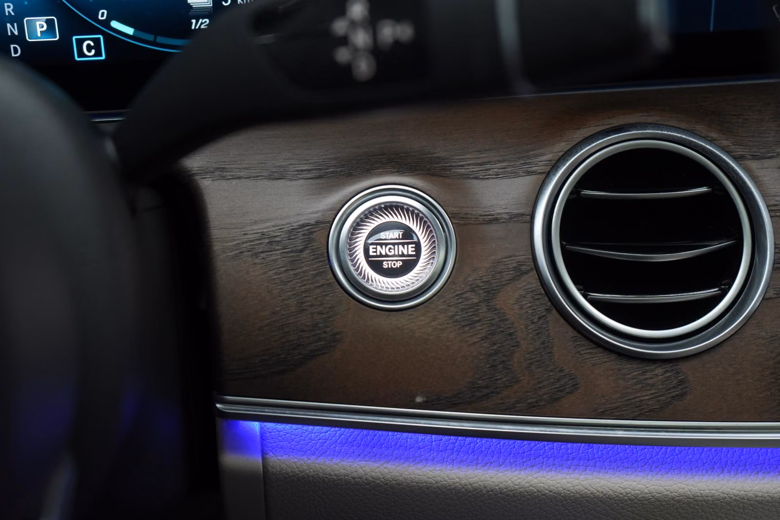 (B-094) Mercedes-Benz(Hybrid) E 300 de 9G-Tronic Exclusive Leder/Distronic/Bur - Image 15